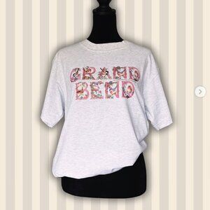 Vintage Grand Bend floral graphic tee